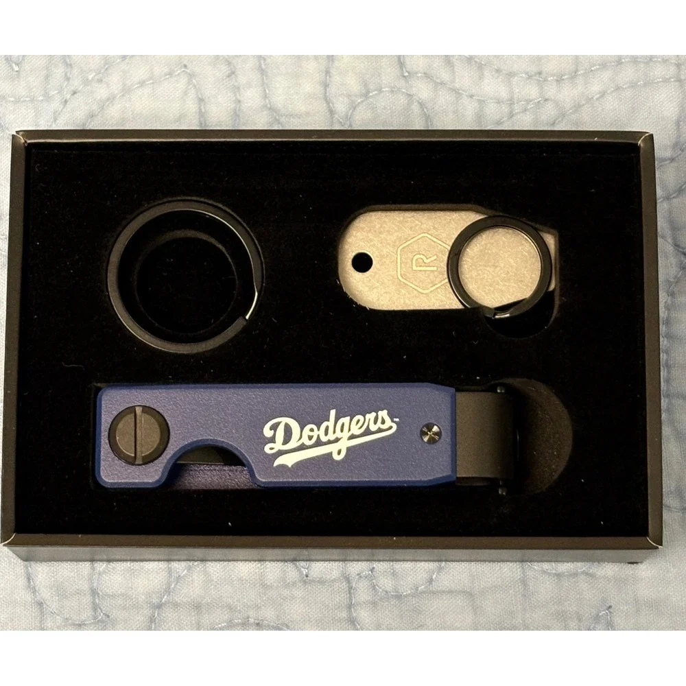 Ridge KeyCase Los Angeles Dodgers MLB Edition Blue Key Organizer AUKAP200983